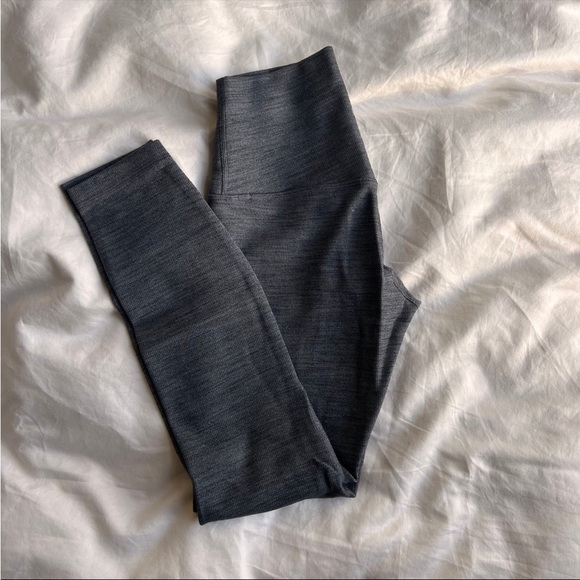 LULULEMON || Align Leggings - Picture 1 of 4